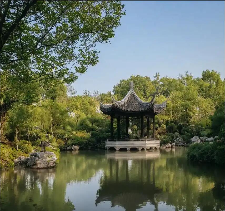 中山南头赤裸餐饮有限公司